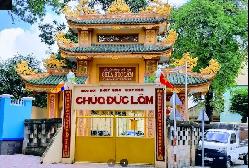 chua-duc-lam-49-go-cam-dem-phuong-10-tan-binh-1